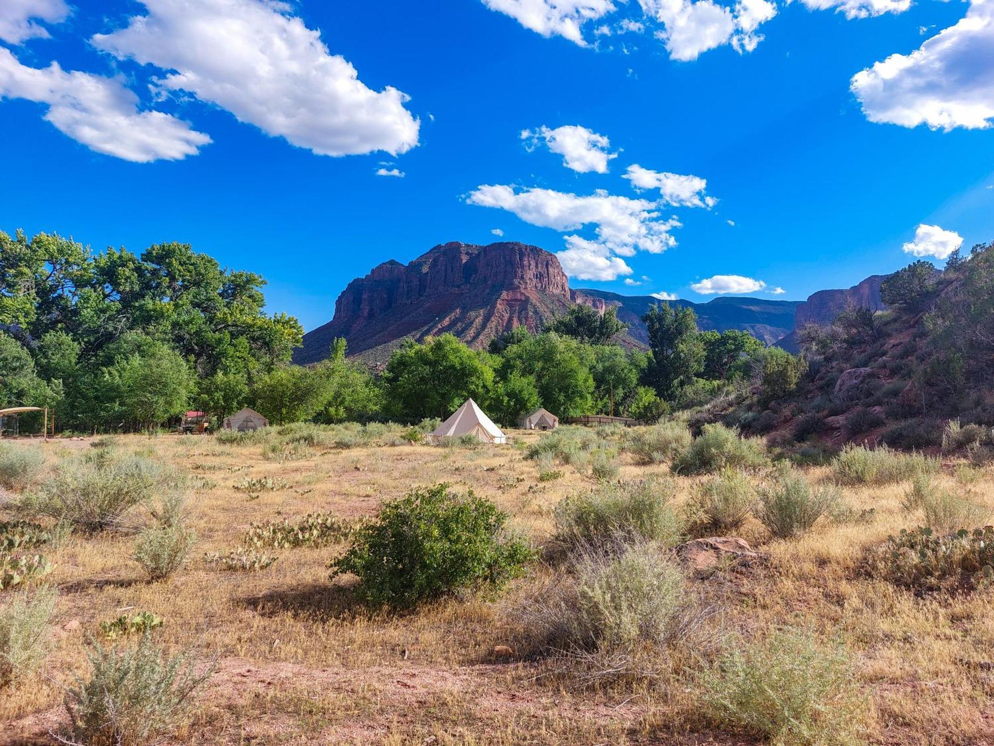 Gateway Glamping Hotel Exterior foto