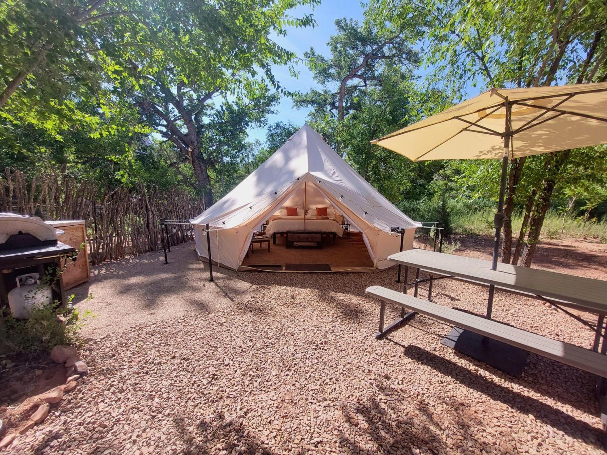 Gateway Glamping Hotel Exterior foto