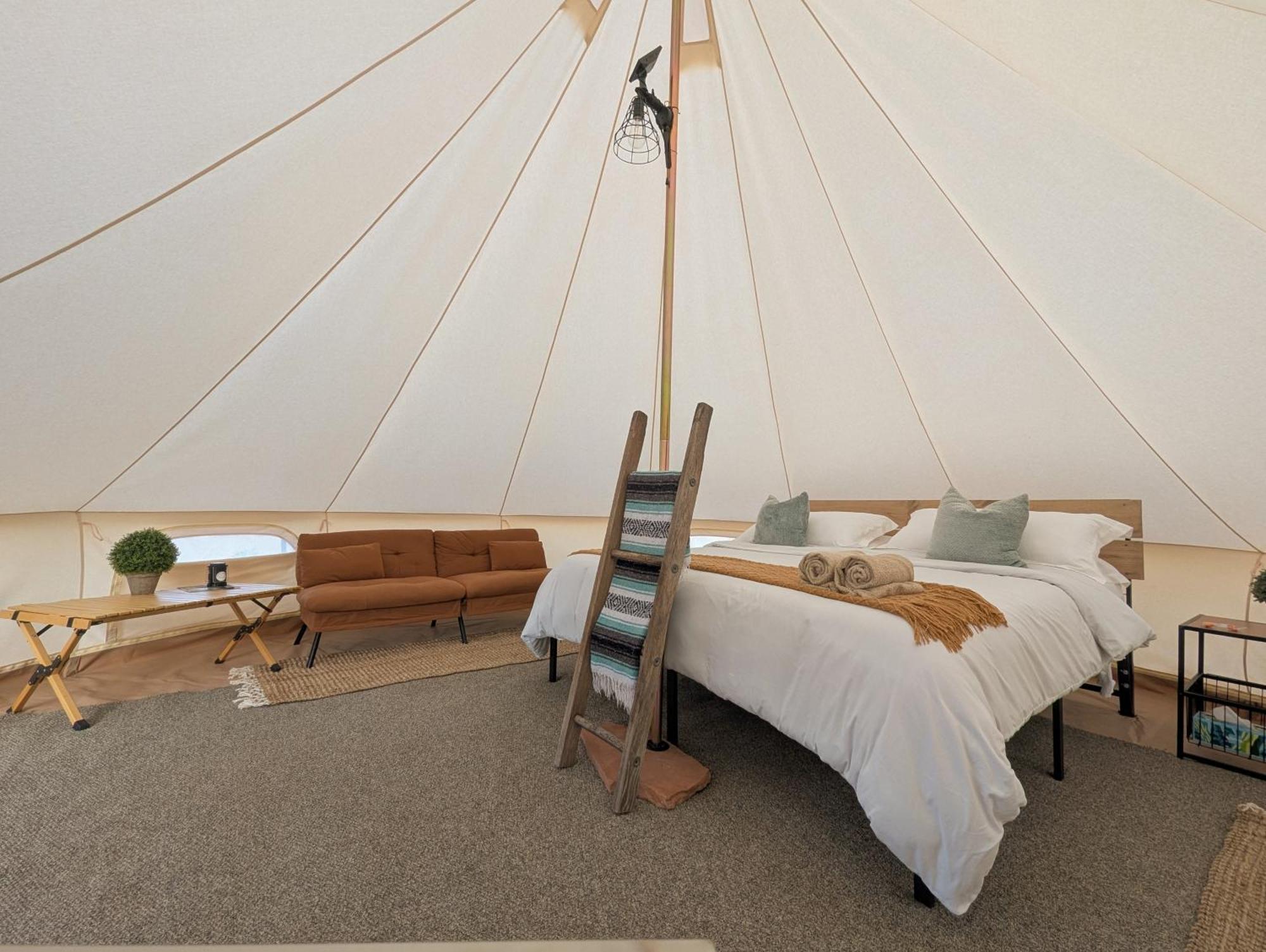 Gateway Glamping Hotel Exterior foto